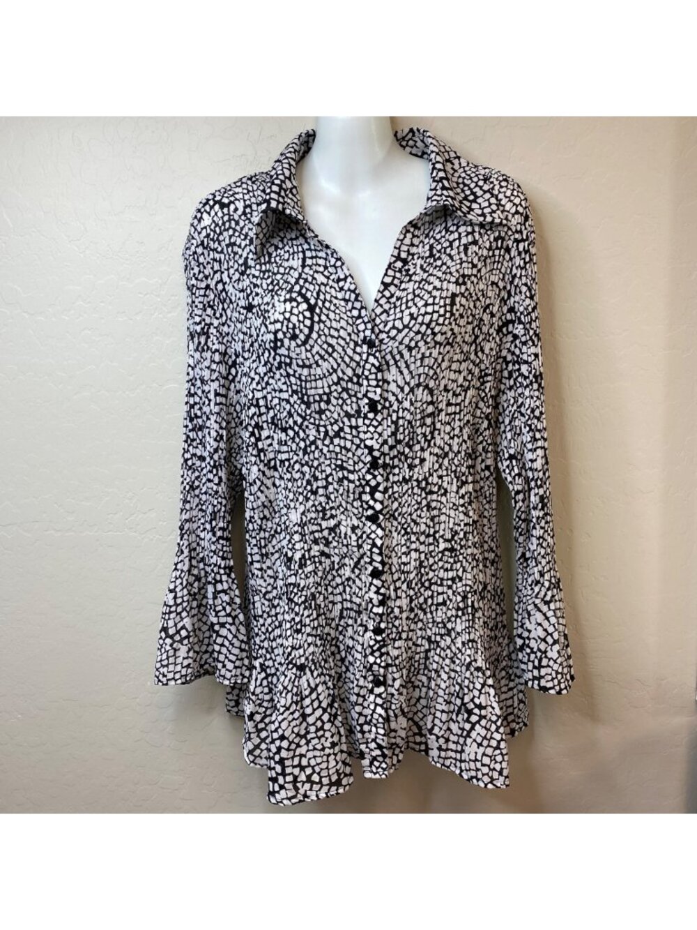 Sunny Leigh Womens Button Down Top Black White Long Sleeve Lightweight Size 2XL